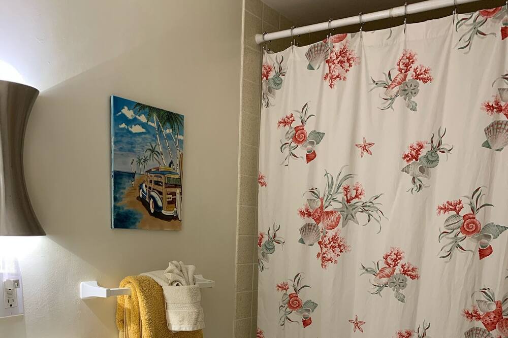 Photo of Bathroom in Kailua-Kona