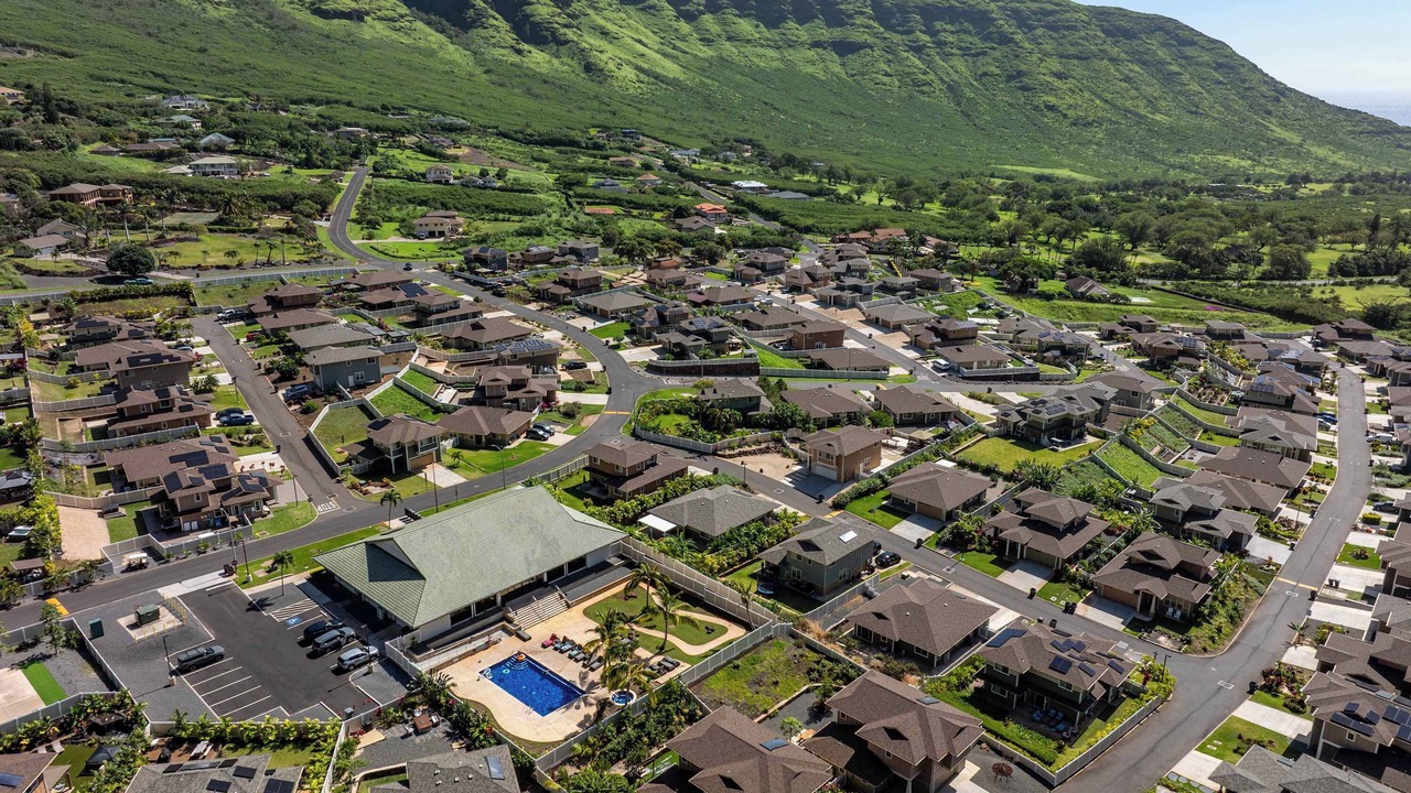 Photo of Outdoor in Makaha Valley