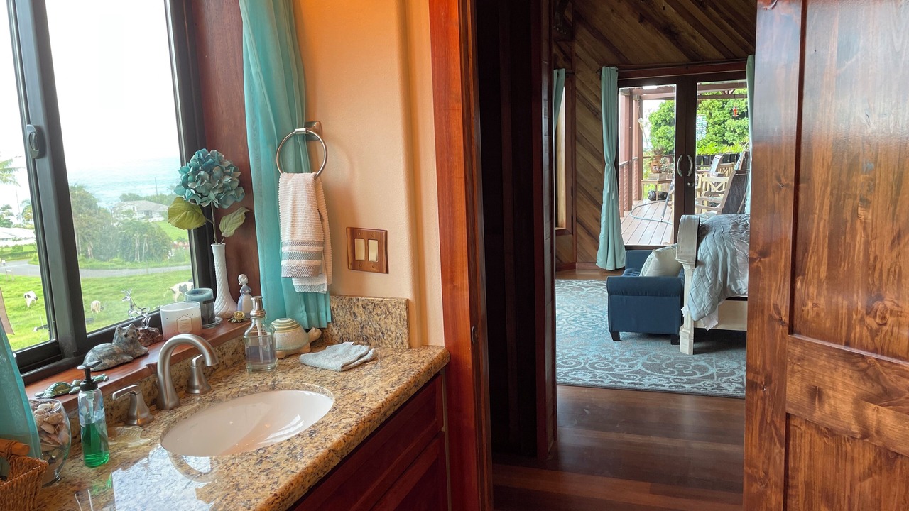 Photo of Bathroom in Paukaa