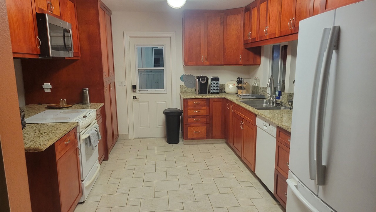 Photo of Kitchen in Kona Palisades