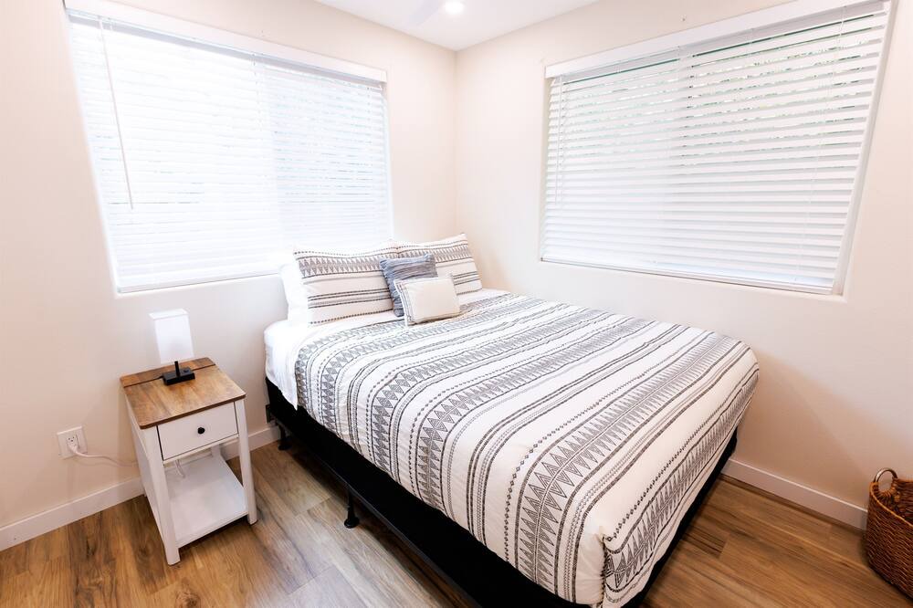 Photo of Bedroom in Kahuku