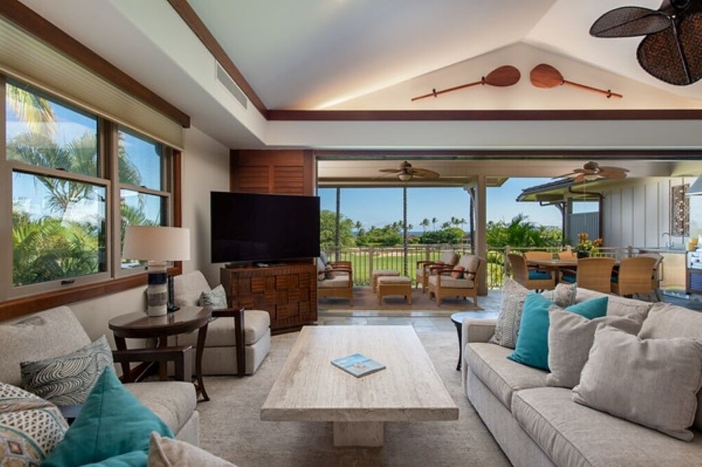 Photo of Livingroom in Kaupulehu