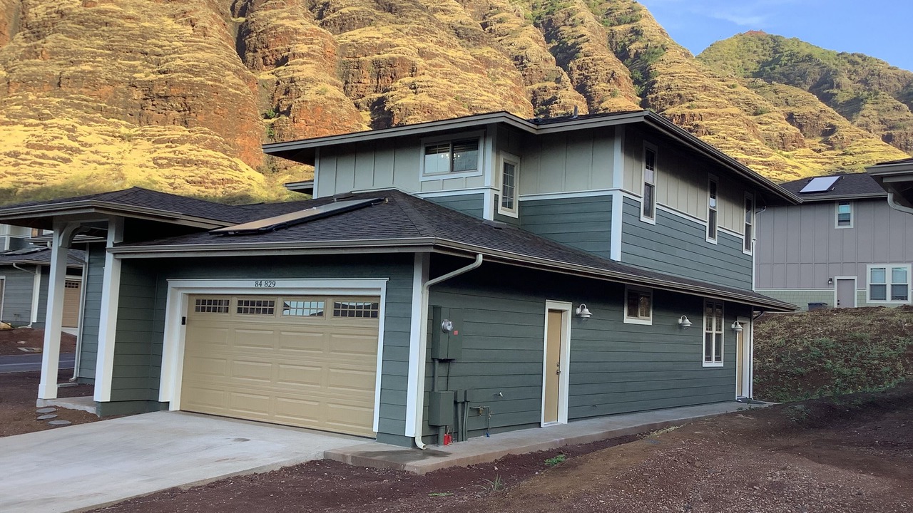 Photo of Outdoor in Makaha Valley
