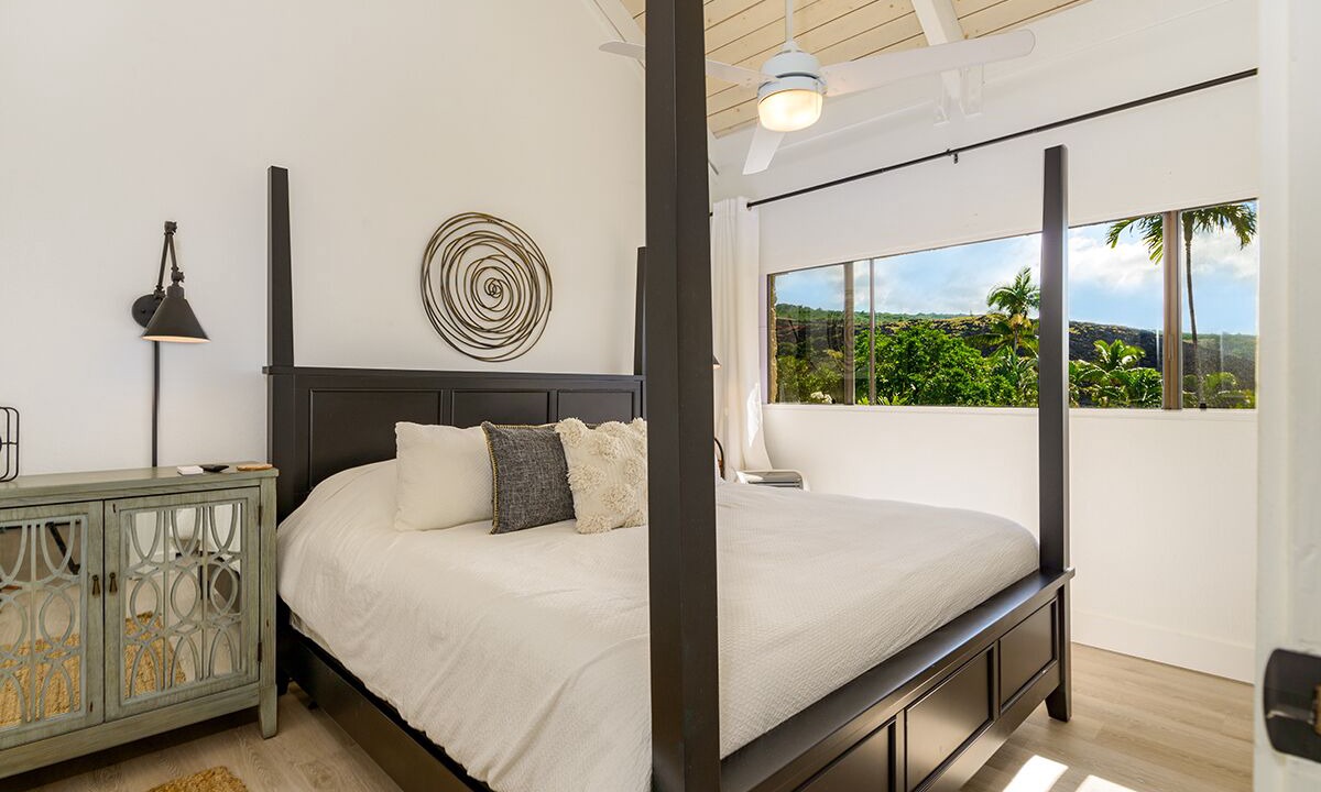 Photo of Bedroom in Keauhou