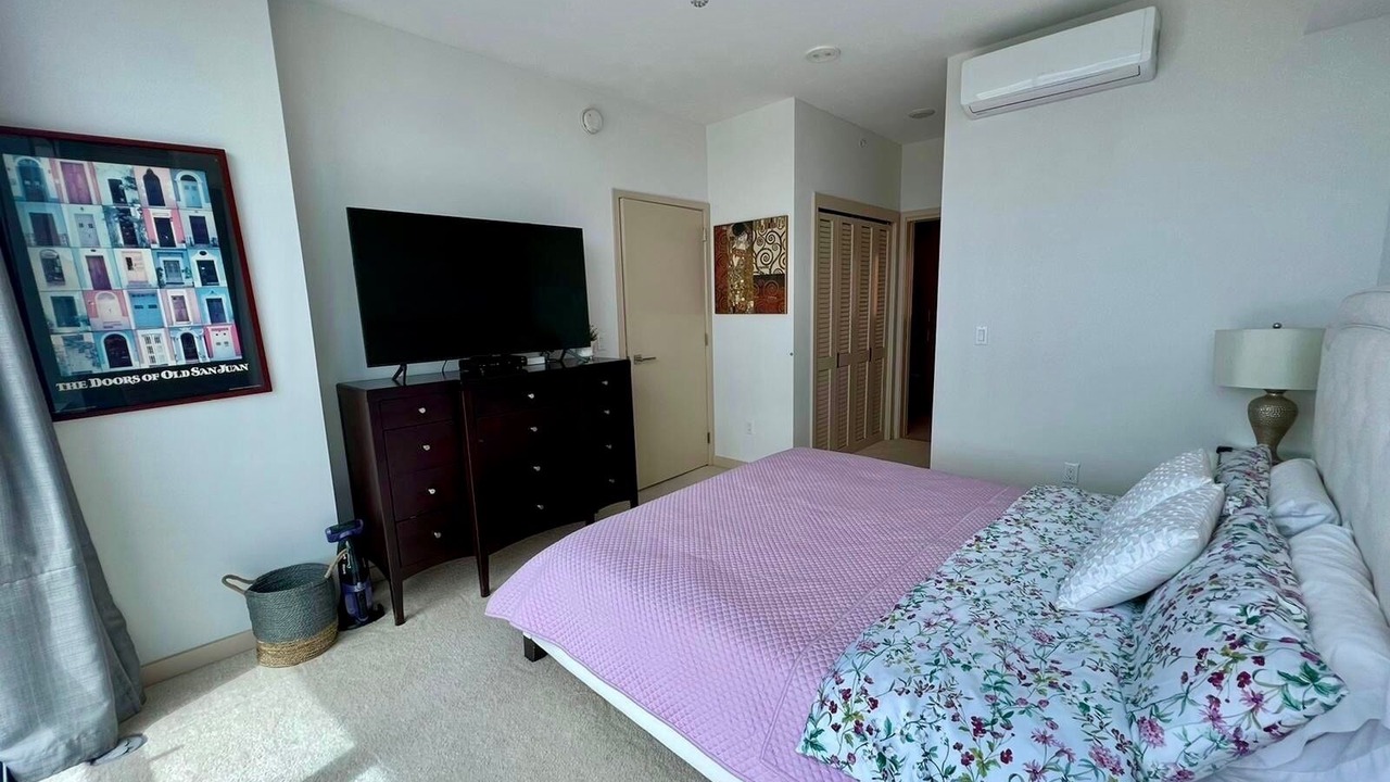 Photo of Bedroom in Kaka'ako