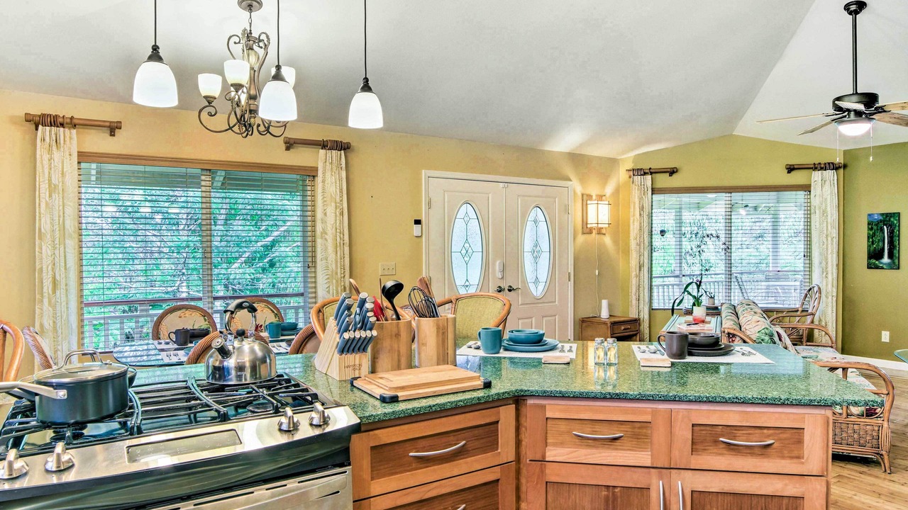 Photo of Kitchen in Ohia Estates