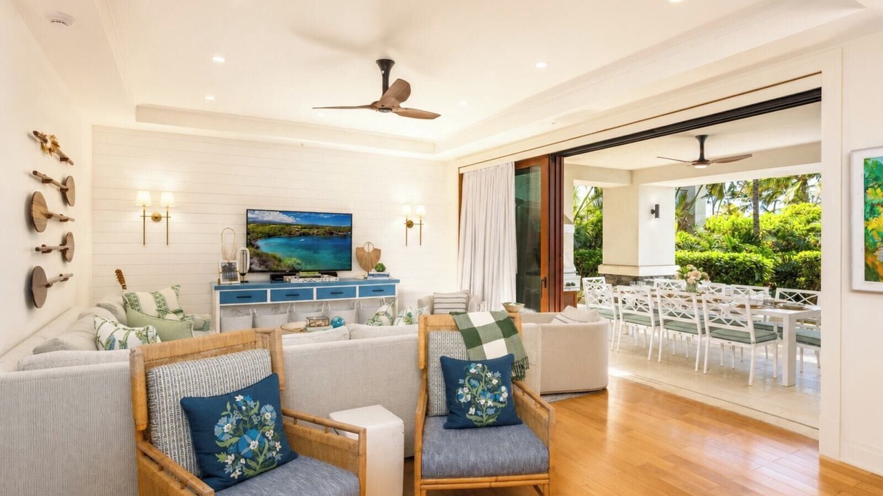 Photo of Livingroom in Montage Kapalua Bay