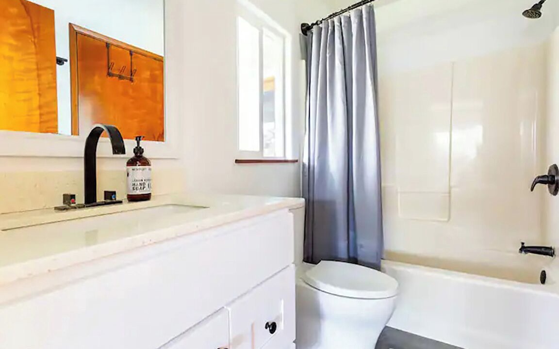 Photo of Bathroom in Keaau