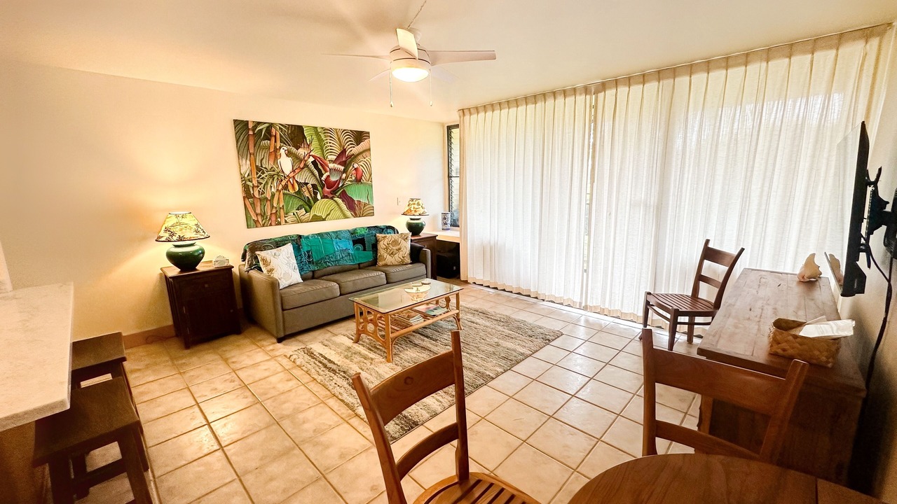 Photo of Livingroom in Kahuku