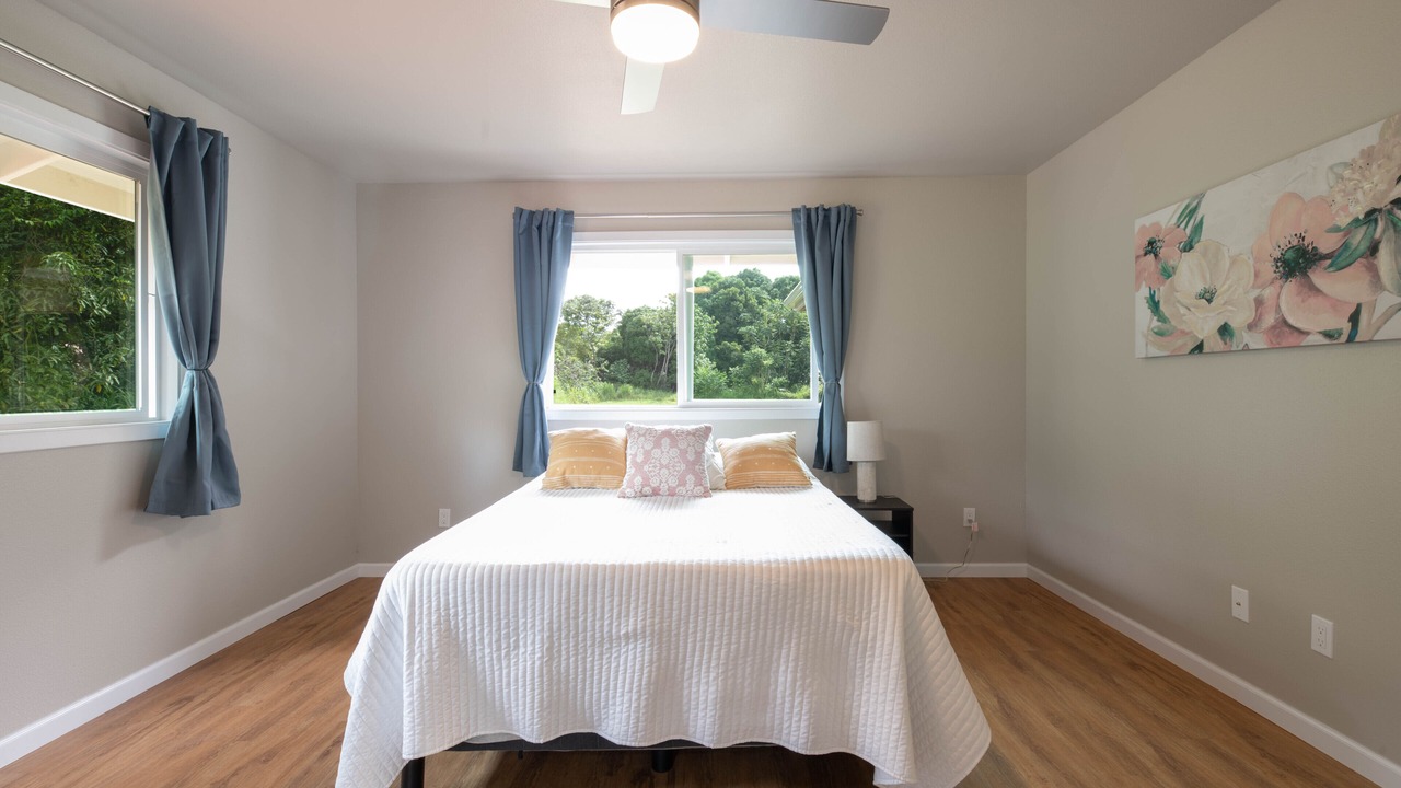 Photo of Bedroom in Keaau