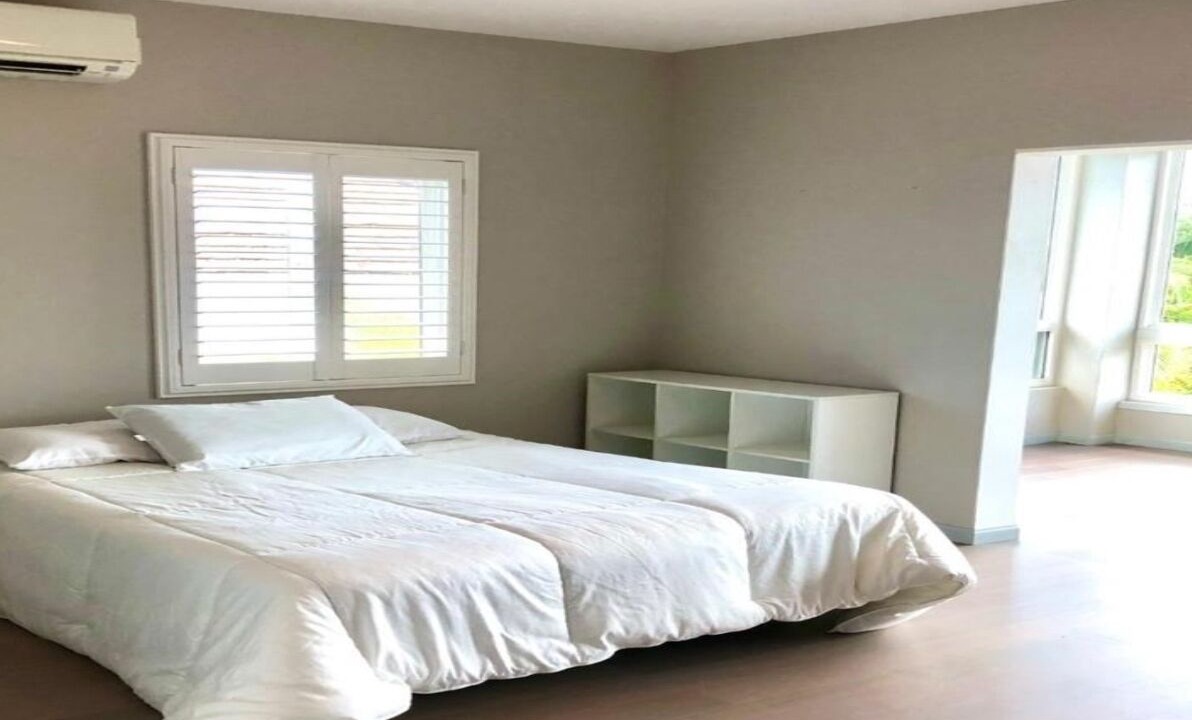 Photo of Bedroom in Kahala