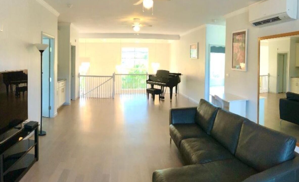 Photo of Livingroom in Kahala