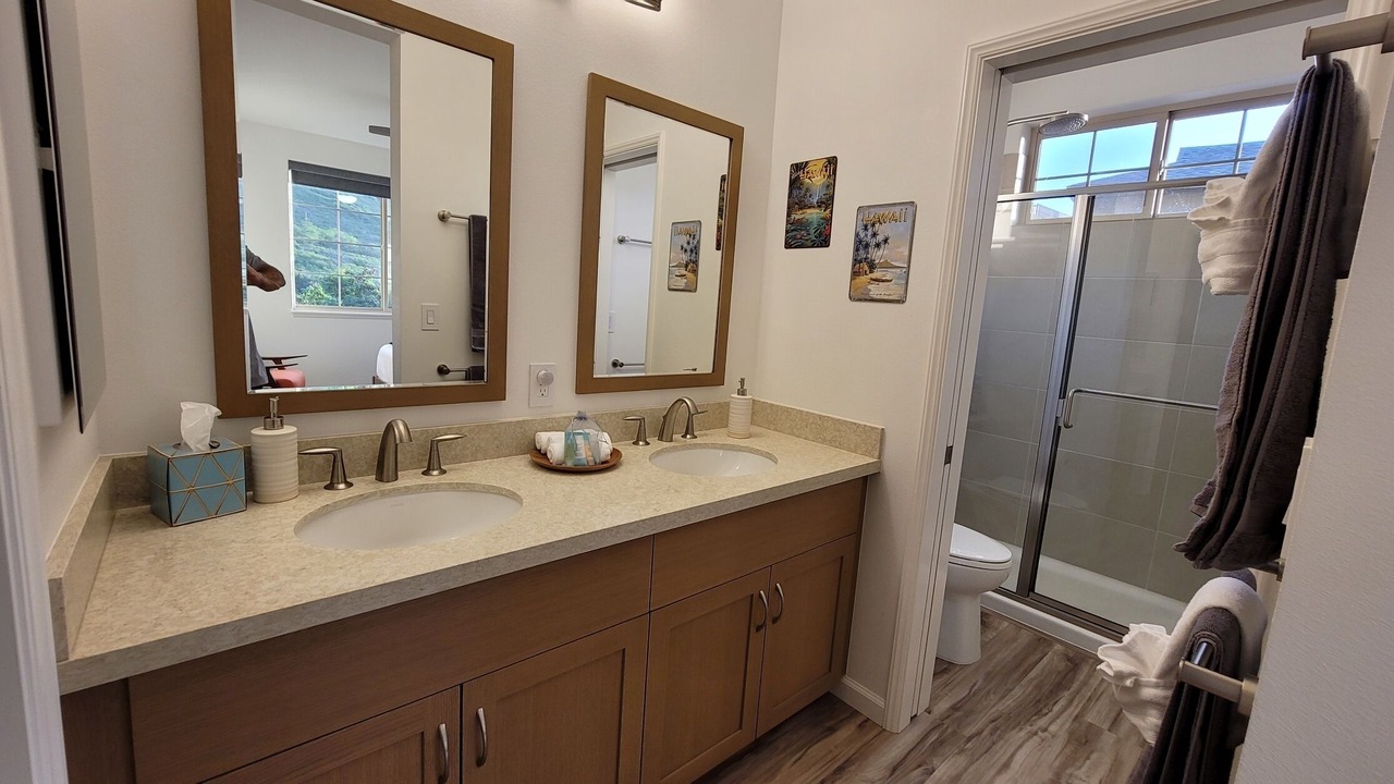 Photo of Bathroom in Makaha Valley