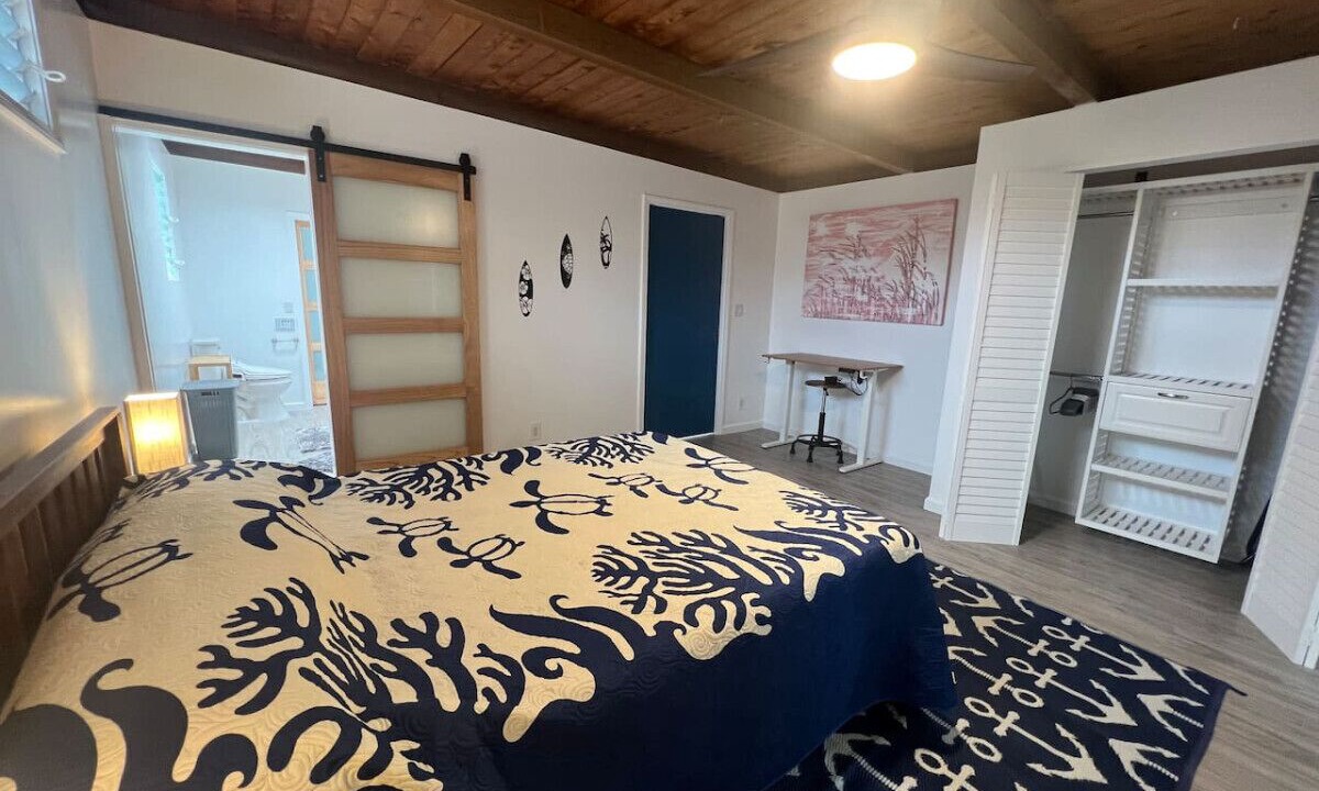 Photo of Bedroom in Kailua