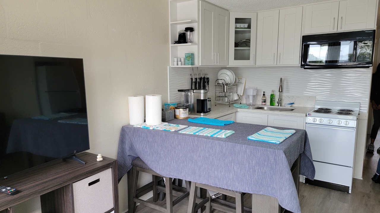Photo of Kitchen in Makaha
