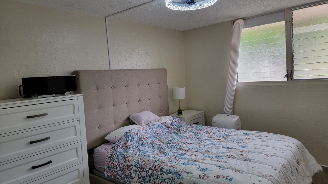 Photo of Bedroom in Makaha