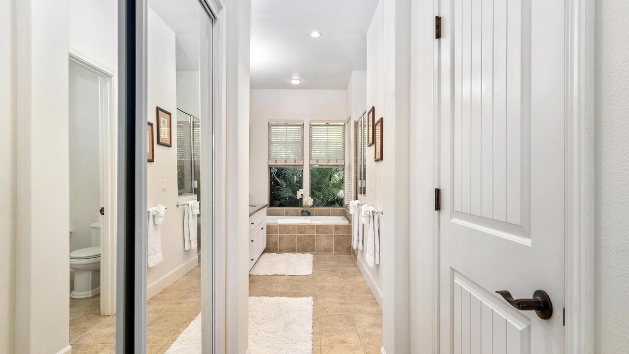 Photo of Bathroom in Kulalani