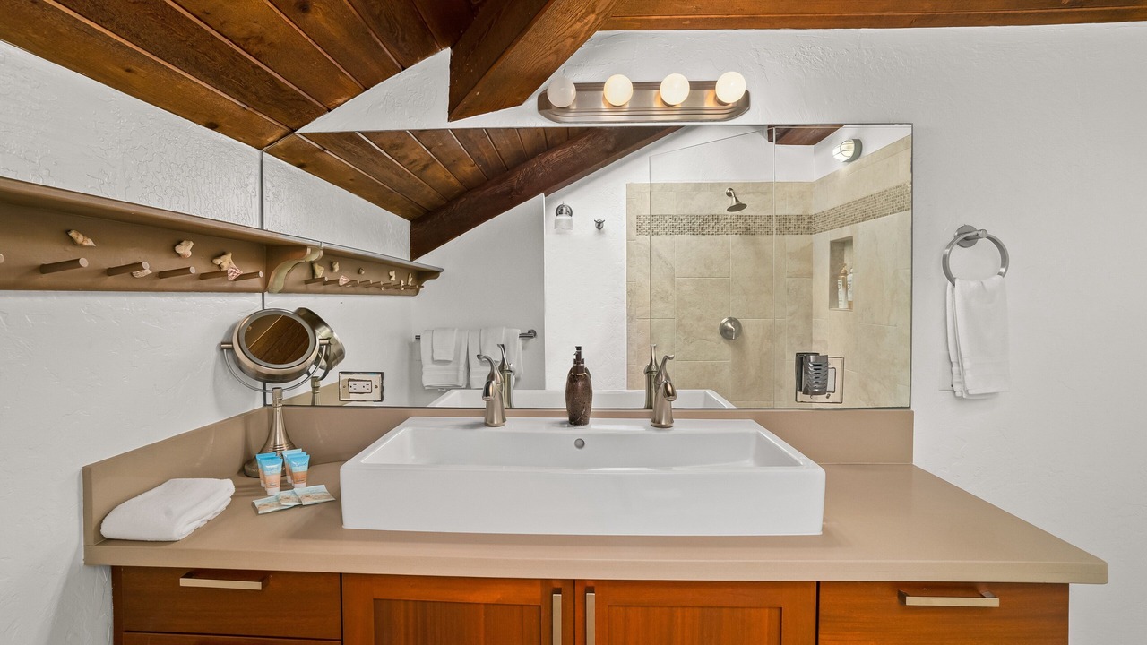 Photo of Bathroom in Princeville