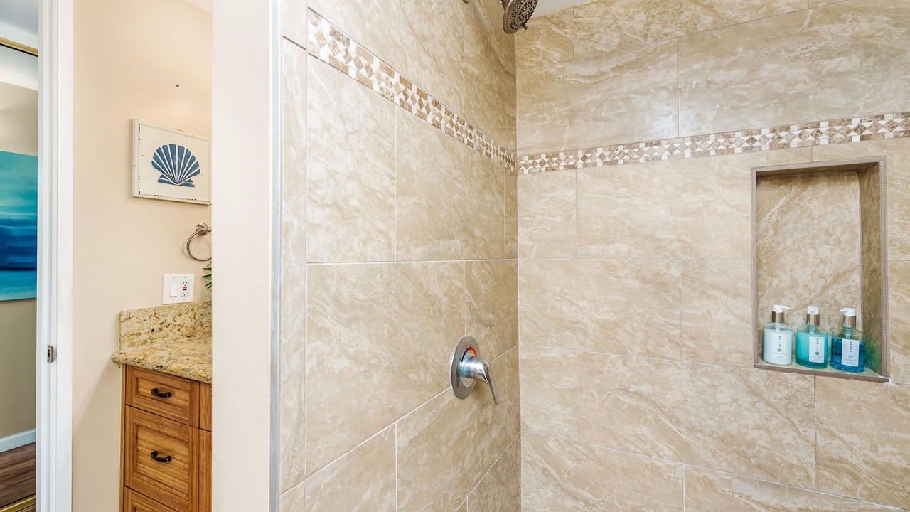 Photo of Bathroom in Napili