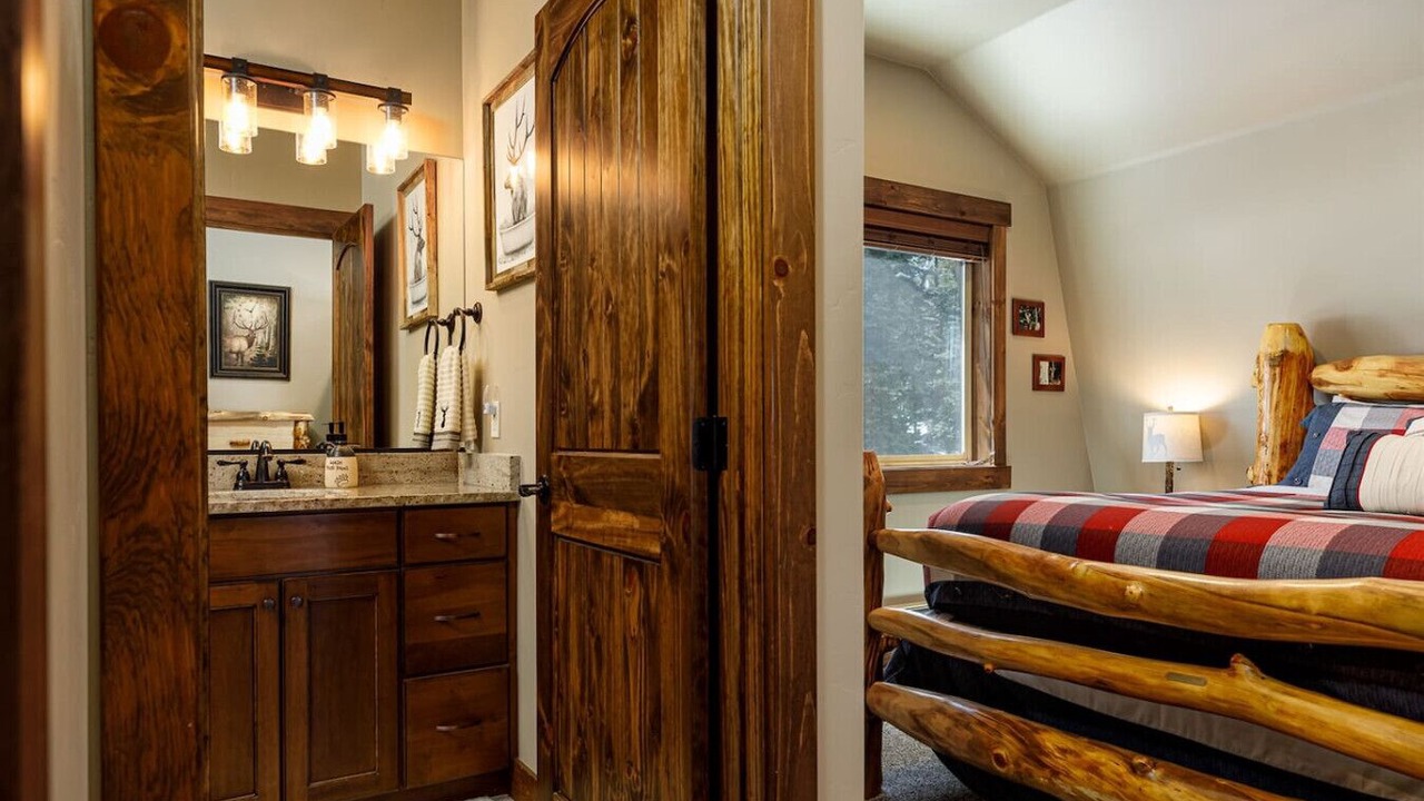 Photo of Bedroom in Duck Creek Village
