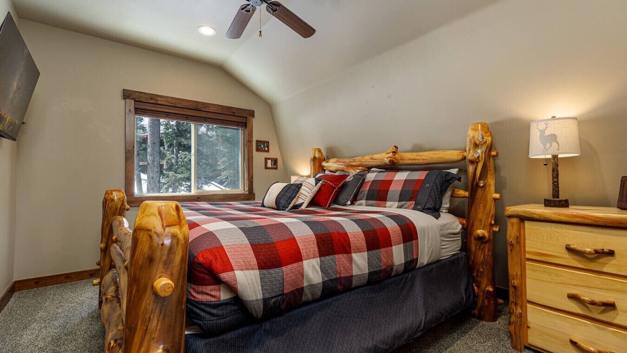 Photo of Bedroom in Duck Creek Village