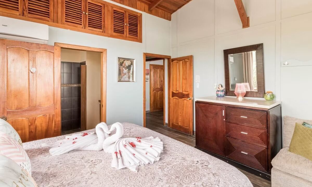 Photo of Bedroom in Laie