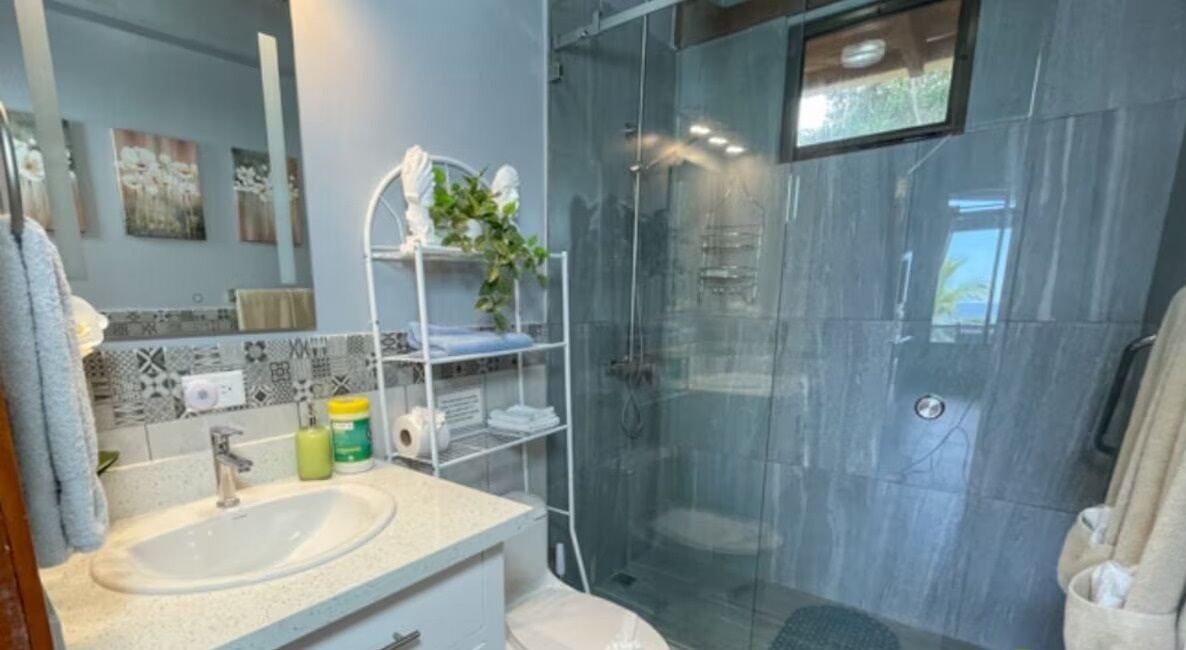 Photo of Bathroom in Laie