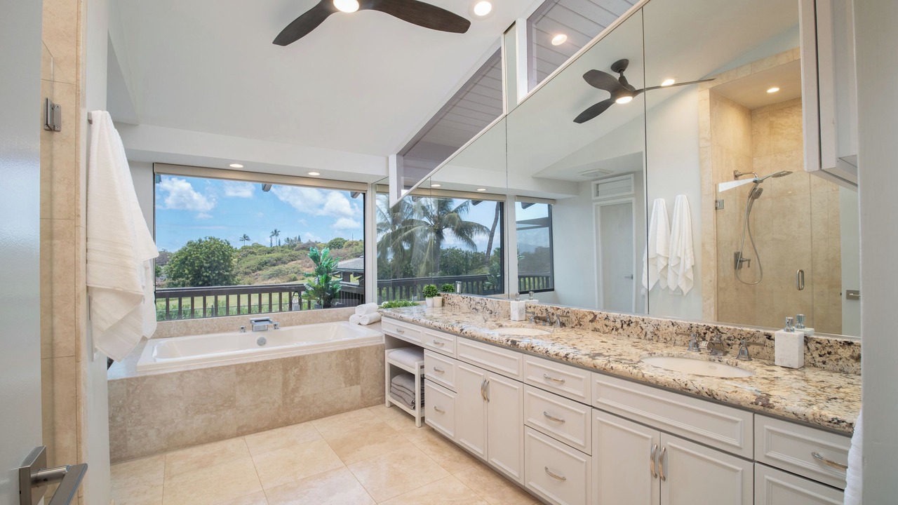 Photo of Bathroom in Kaanapali