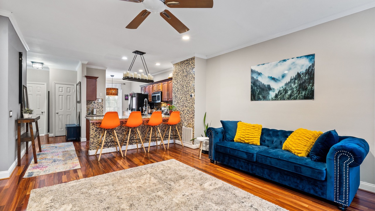 Photo of Livingroom in Fairfax