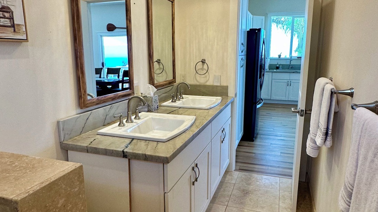 Photo of Bathroom in Kalaoa