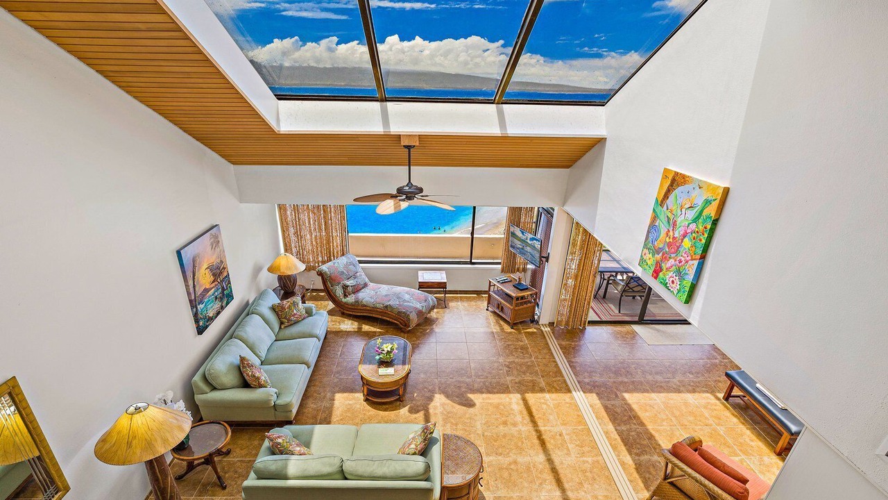 Photo of Livingroom in Kahana