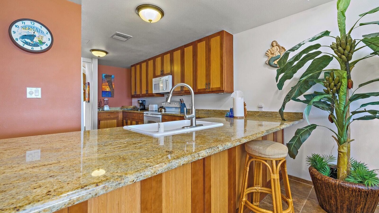 Photo of Kitchen in Kahana