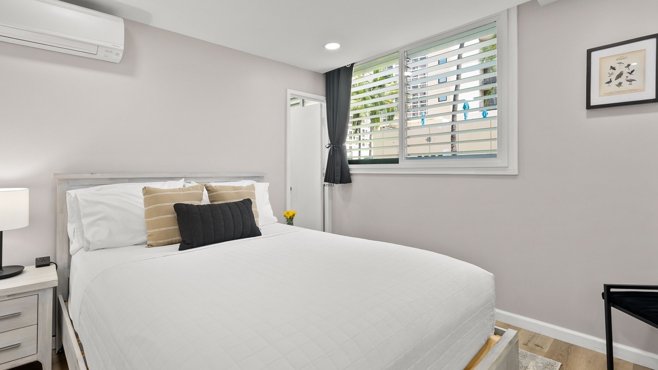 Photo of Bedroom in Waikiki