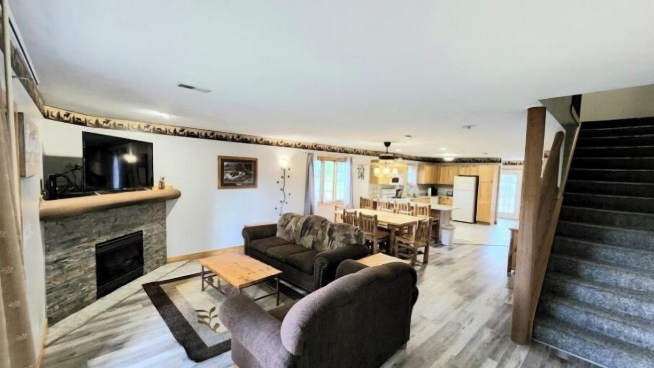Photo of Livingroom in Oglesby