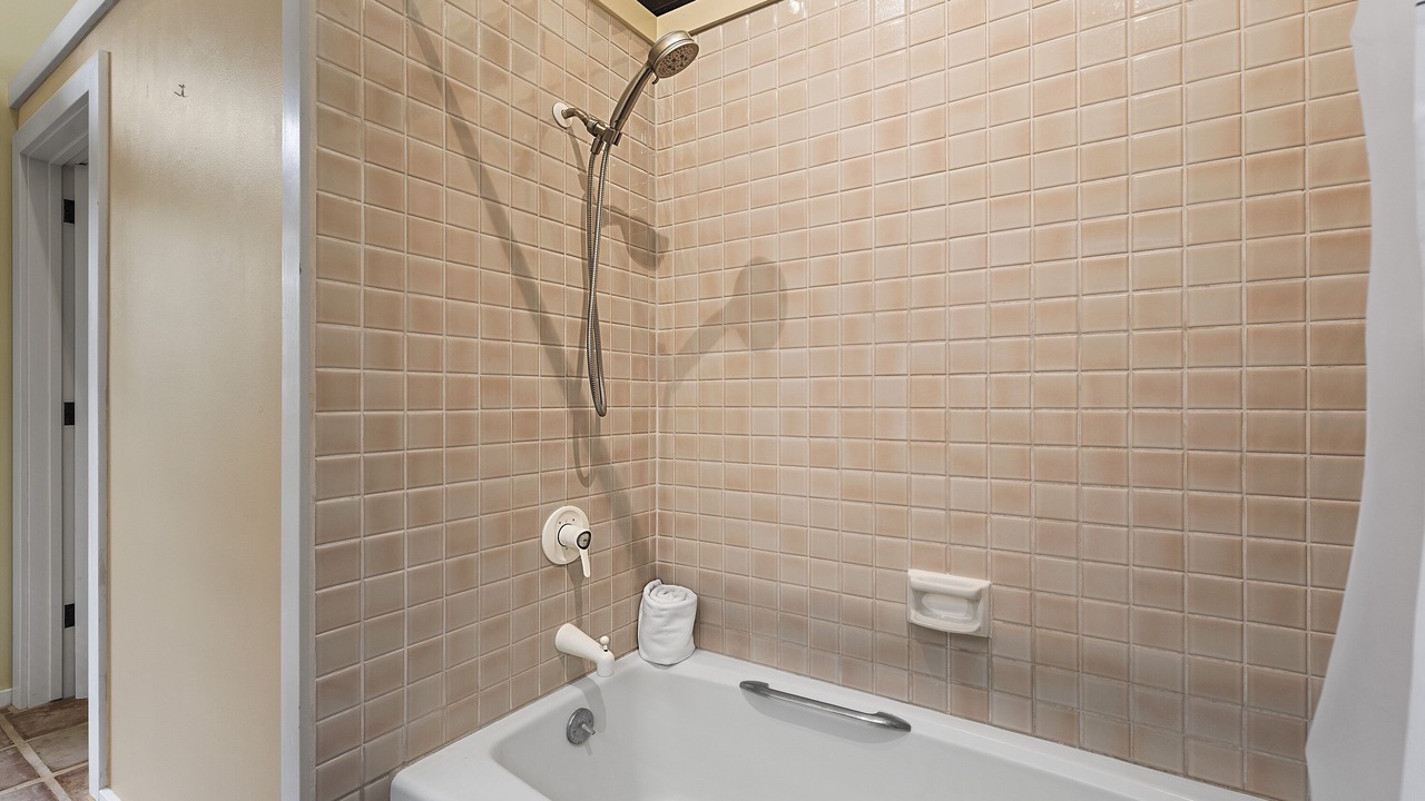 Photo of Bathroom in Kahaluu-Keauhou