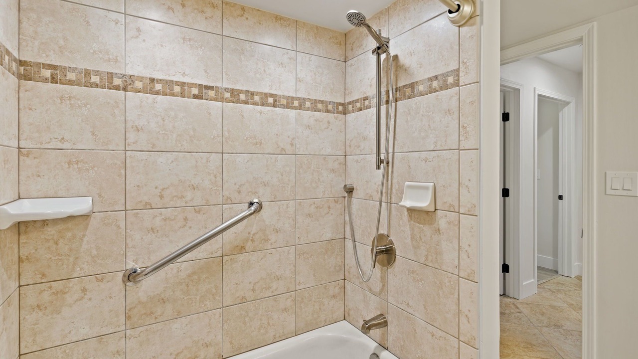 Photo of Bathroom in Kihei