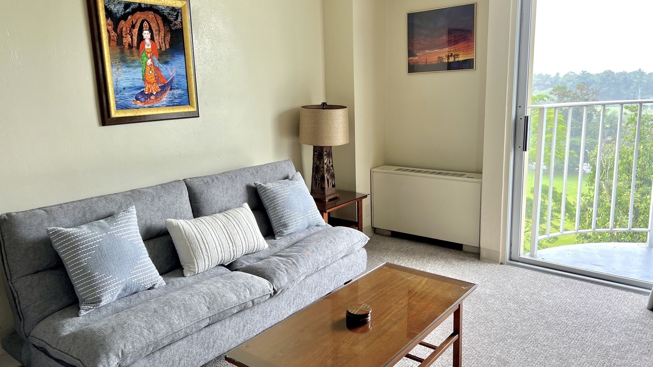 Photo of Livingroom in Hilo