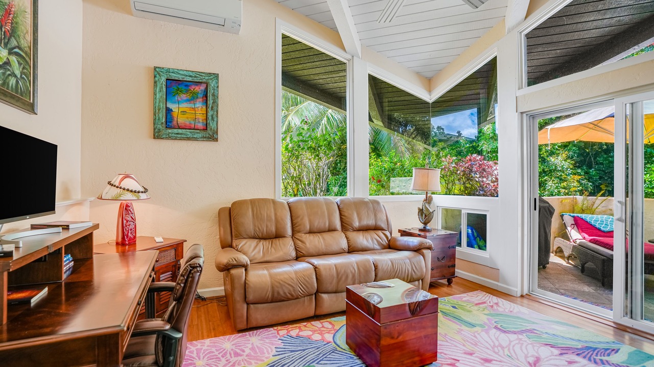 Photo of Livingroom in Princeville