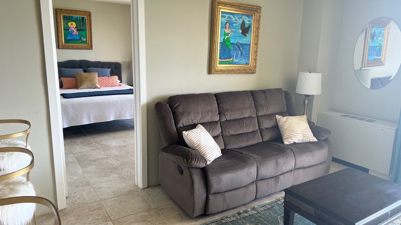 Photo of Livingroom in Hilo