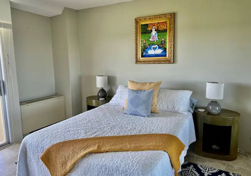 Photo of Bedroom in Hilo