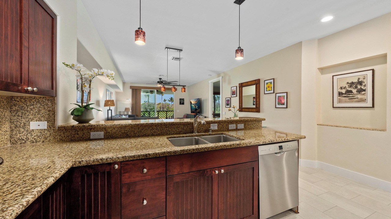 Photo of Kitchen in Waikoloa
