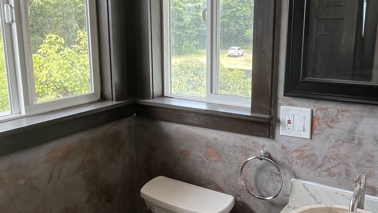 Photo of Bathroom in Keaukaha