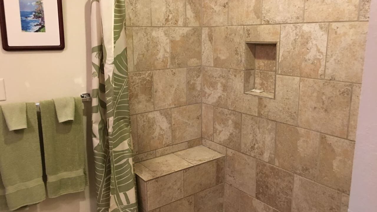 Photo of Bathroom in Punaluu
