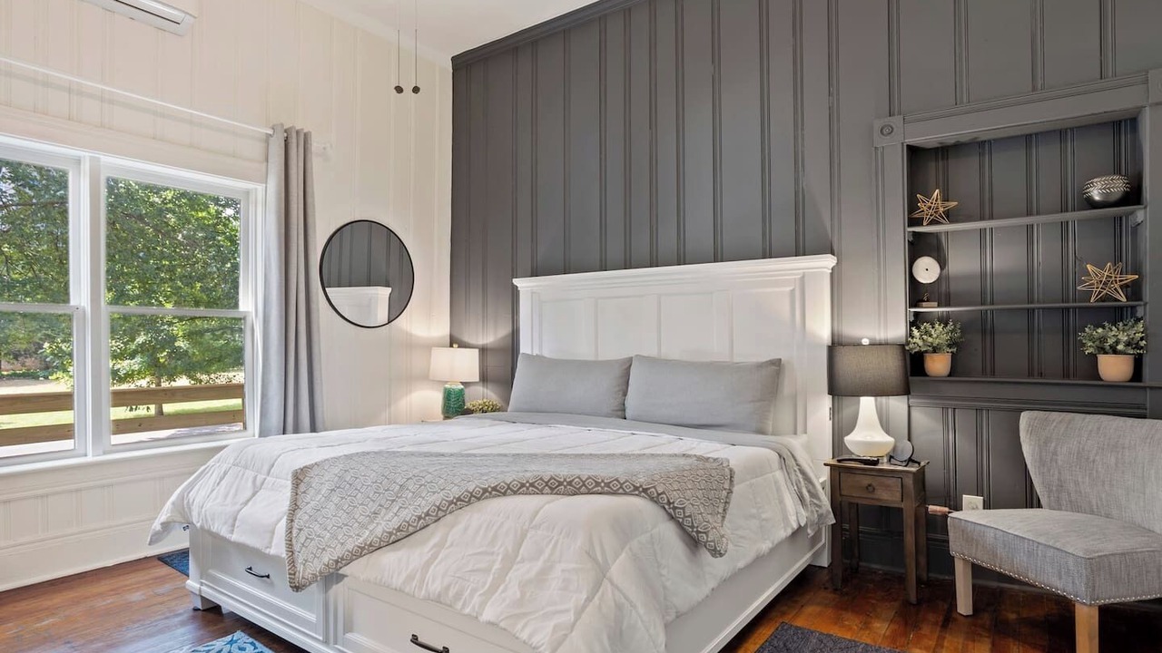 Photo of Bedroom in Old Fourth Ward