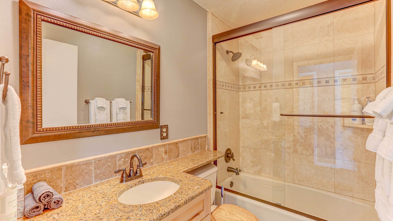 Photo of Bathroom in Black Hawk