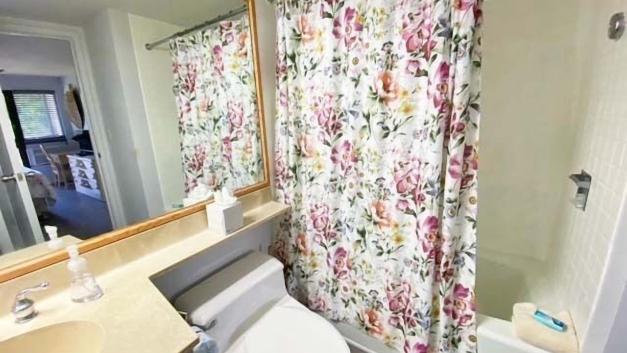 Photo of Bathroom in Hanamaulu