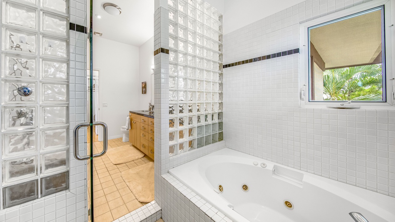 Photo of Bathroom in Kailua-Kona