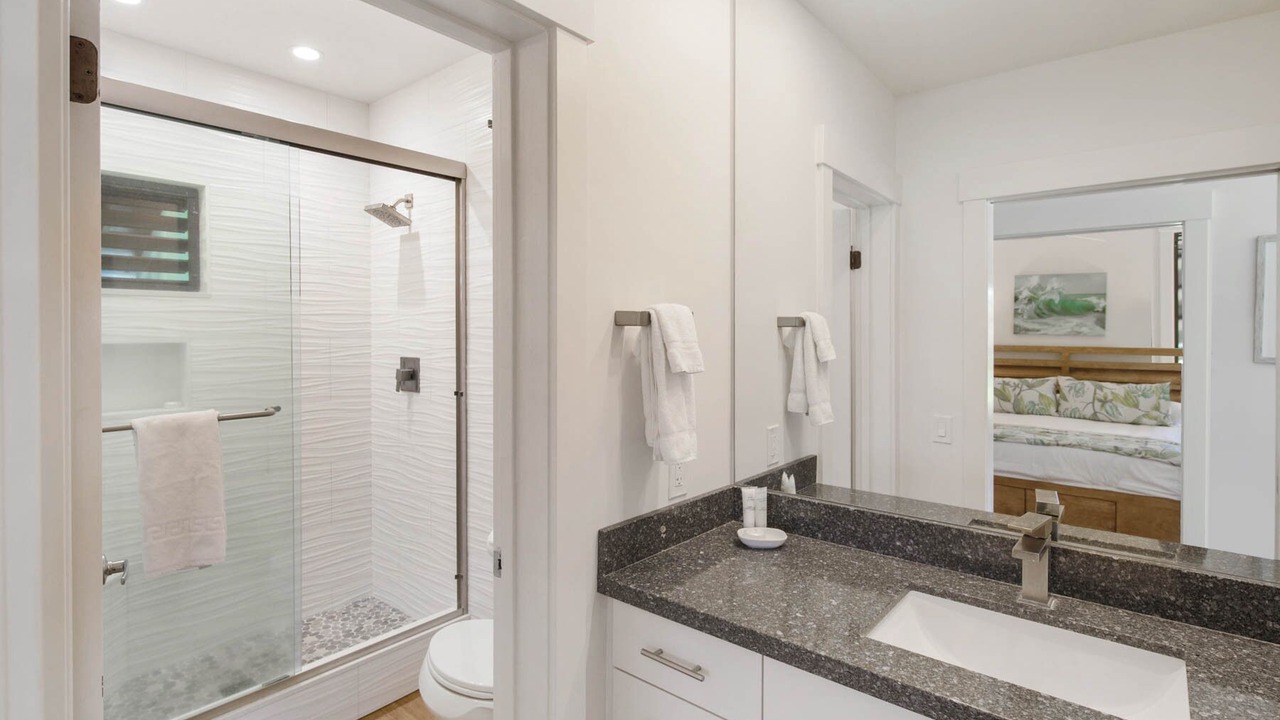 Photo of Bathroom in Poipu