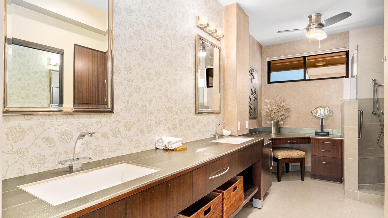 Photo of Bathroom in Waikoloa