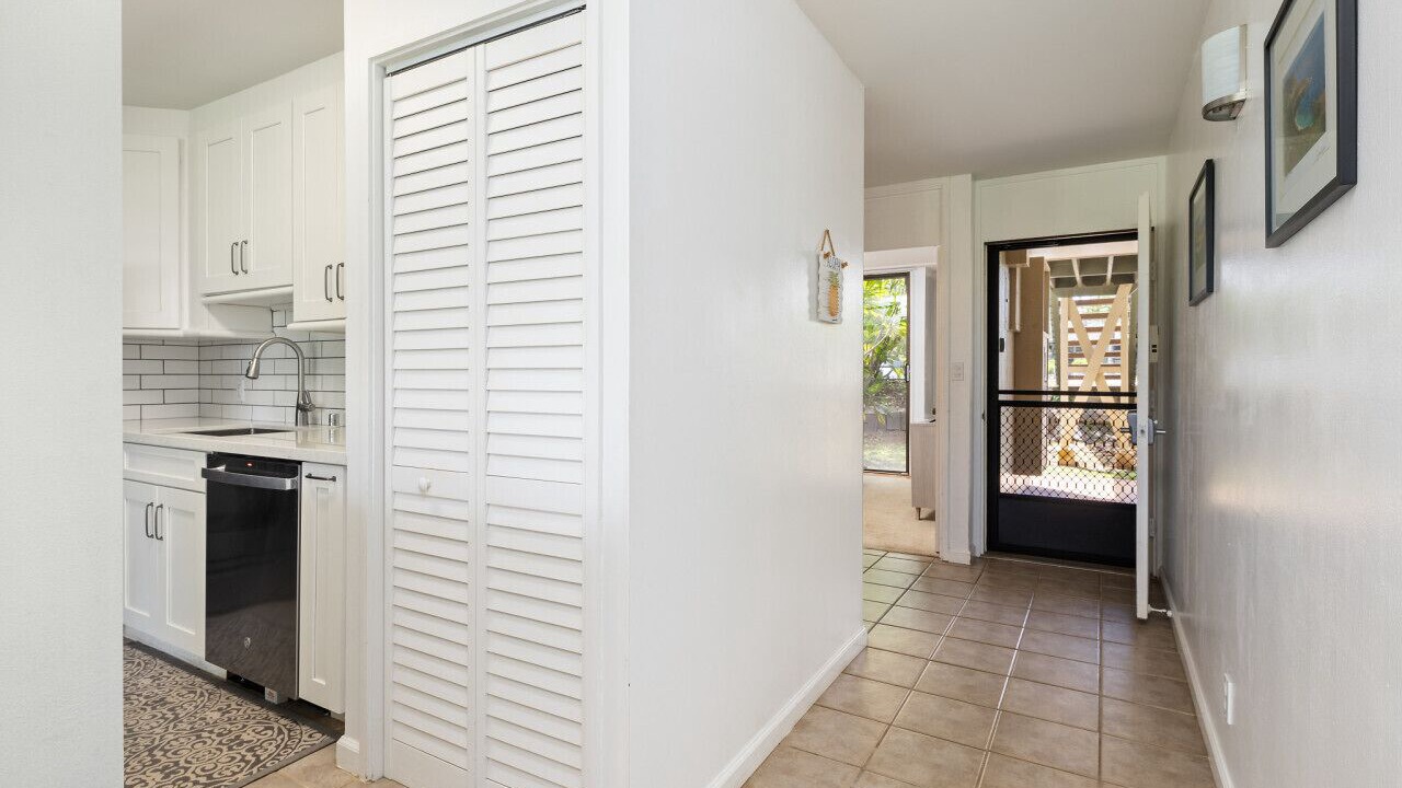Photo of Kitchen in Kahuku